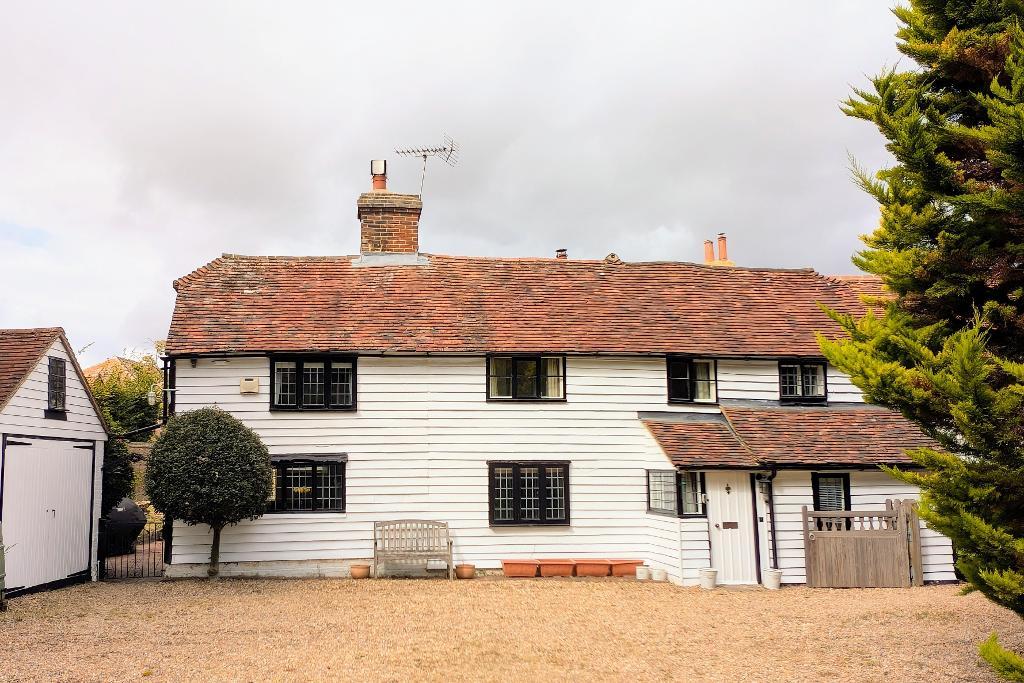 Cranbrook Road, Goudhurst, Kent, TN17 1DX
