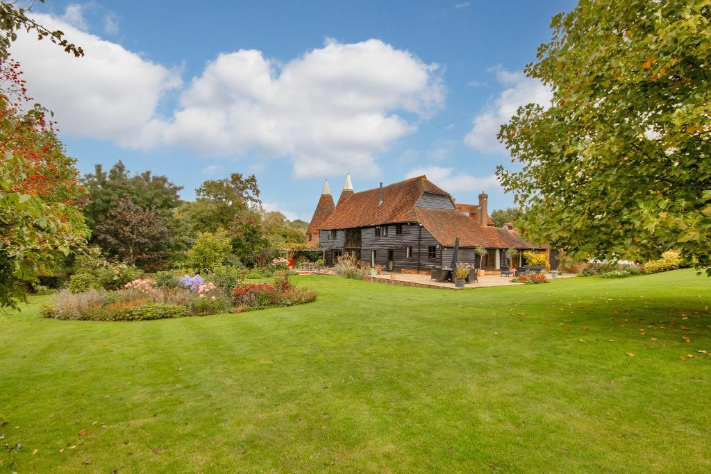 The Common, Sissinghurst, Kent, TN17 2AD