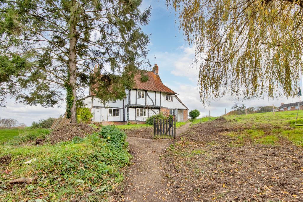 Little Pattenden Cottages, Goudhurst, Kent, TN17 2QU