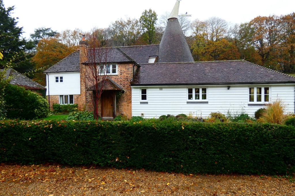 Friezley Lane, Cranbrook, Kent, TN17 2LL