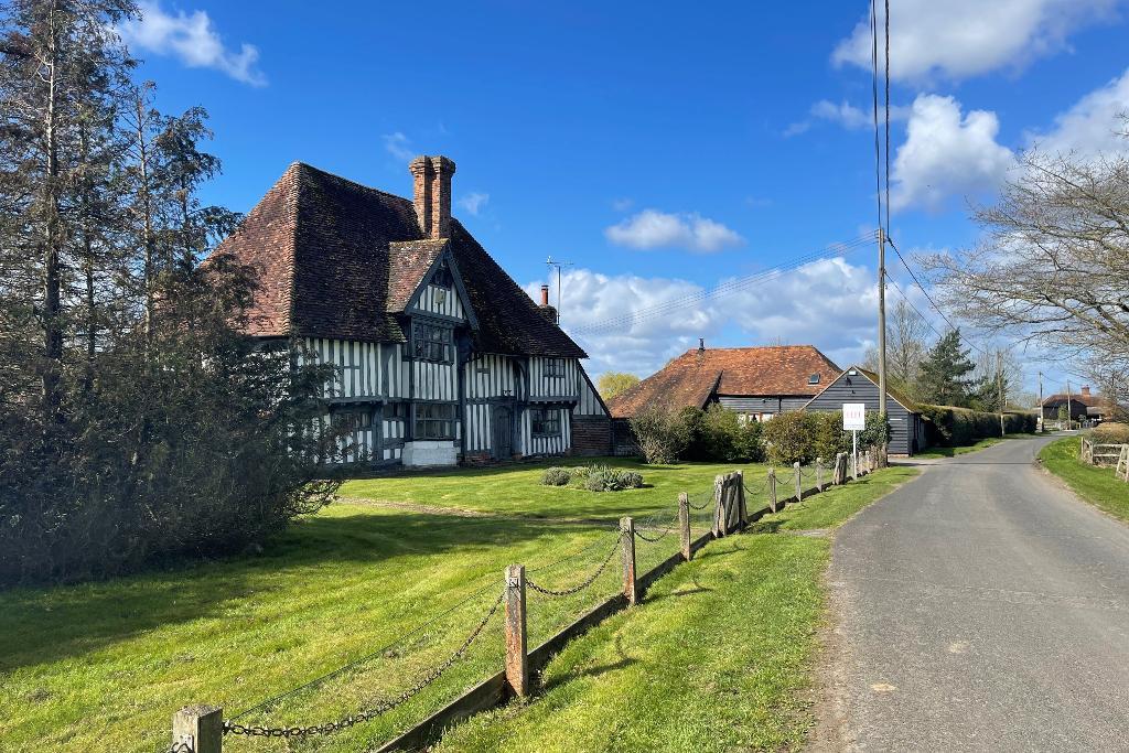 Lower Farm Road, Boughton Monchelsea, Kent, ME17 3HA