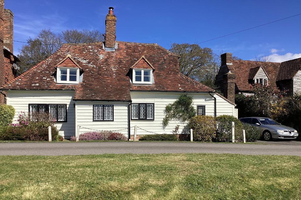 Mill Street, Iden Green, Kent, TN17 4HH