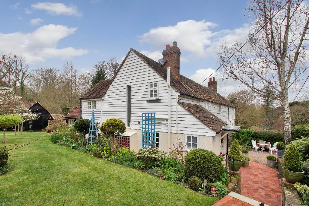 Dagg Lane, Ewhurst Green, E Sussex, TN32 5RD