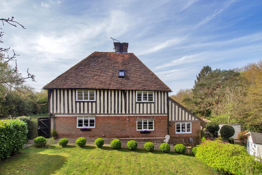 Water Lane, Hawkhurst, Kent, TN18 5AU