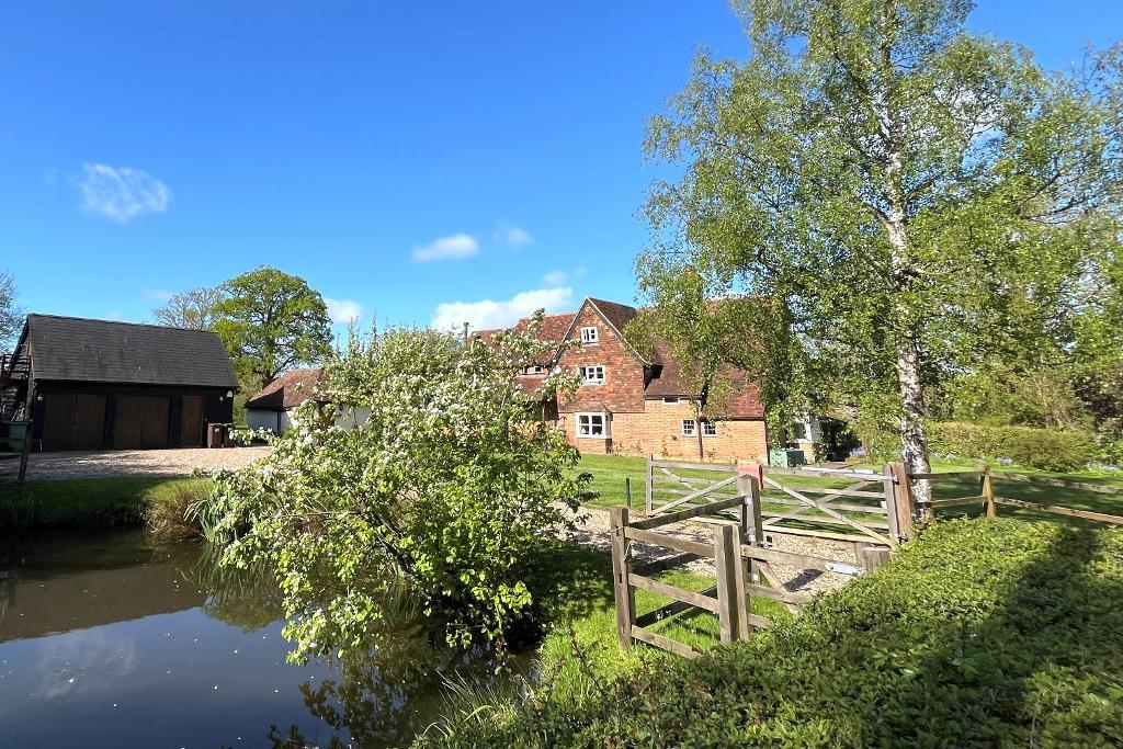 Waterman Quarter, Headcorn, Kent, TN27 9JJ