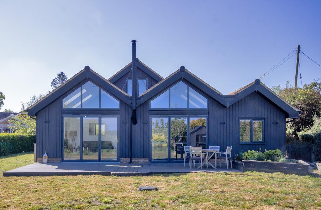 Station Road, Northiam, E Sussex, TN31 6QL