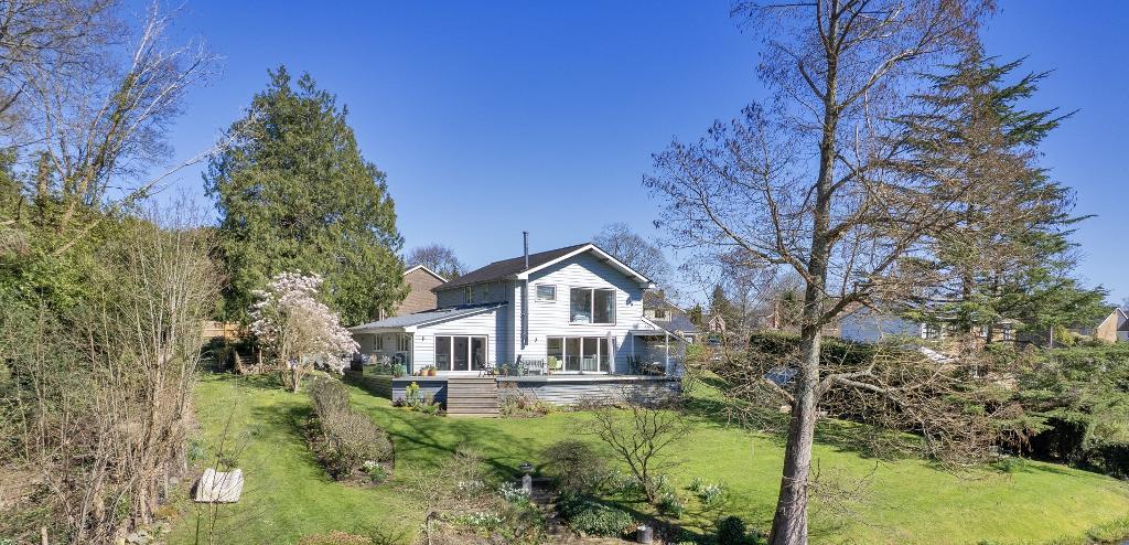 Theobalds, Hawkhurst, Kent, TN18 4AJ