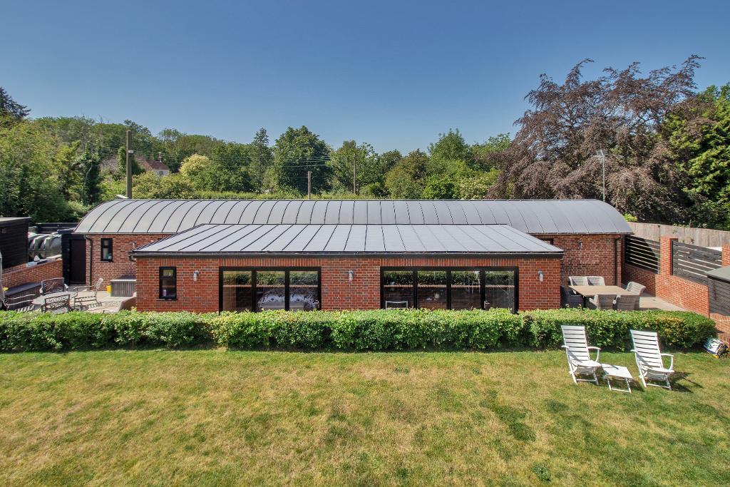 Redwall Lane, Hunton, Kent, ME15 0RL