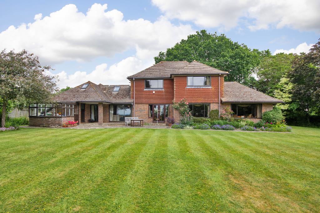 Rolvenden Road, Benenden, Kent, TN17 4EH