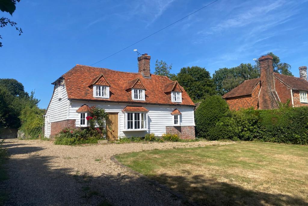 Rye Road, Sandhurst, Kent, TN18 5JE