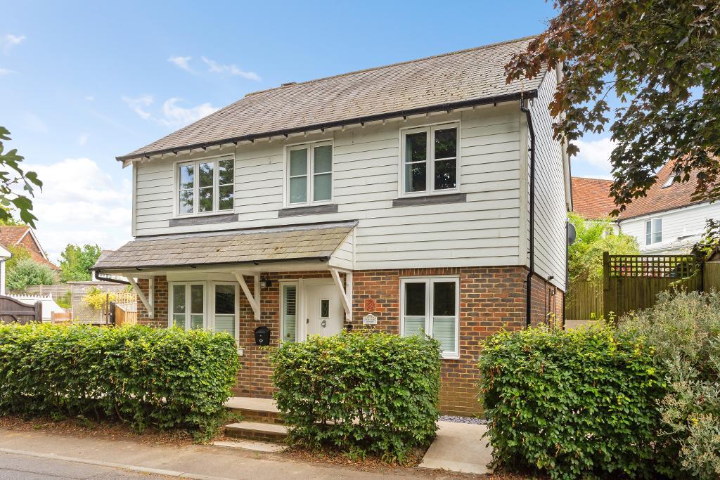 Talbot Road, Hawkhurst, Kent, TN18 4LU
