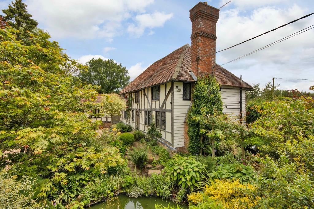 Dingleden, Benenden, Kent, TN17 4JU